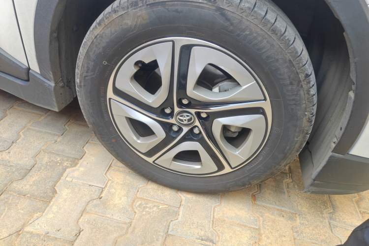 Used Toyota IZOA EV 2020 E·Smart Edition Right Front Wheel Hub