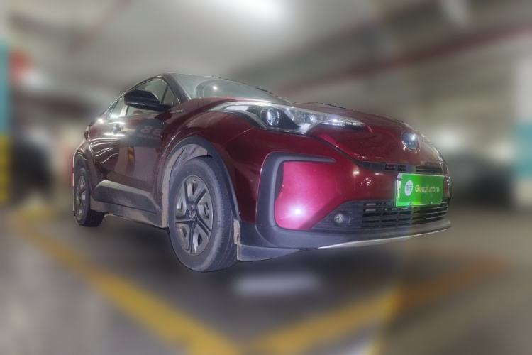 Used Toyota IZOA EV 2020 E·Smart Edition Front Right 45 Deg
