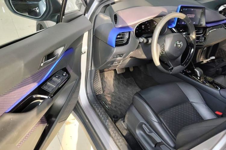 Used Toyota IZOA EV 2020 E·Smart Edition Driver Seat