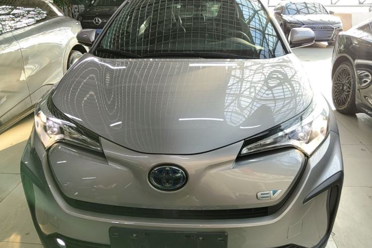 Used Toyota IZOA EV 2020 E·Smart Edition Front