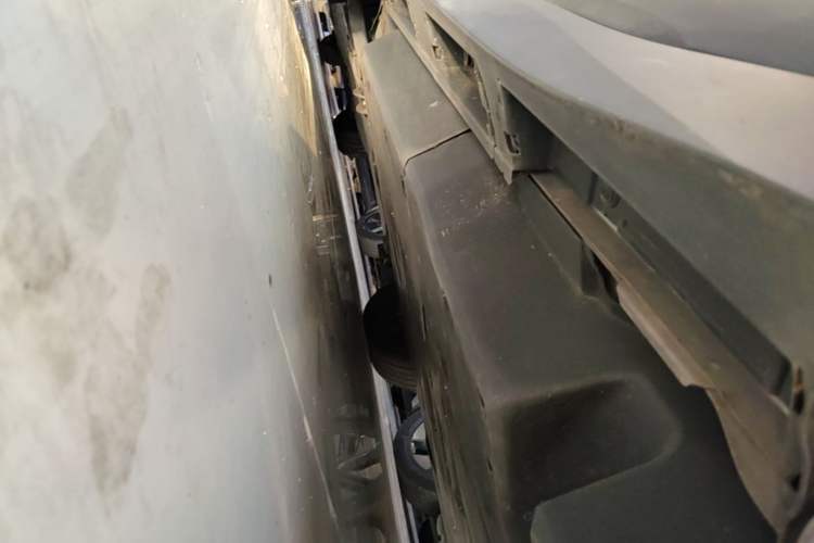Used Toyota IZOA EV 2020 E·Smart Edition Left Side Sill