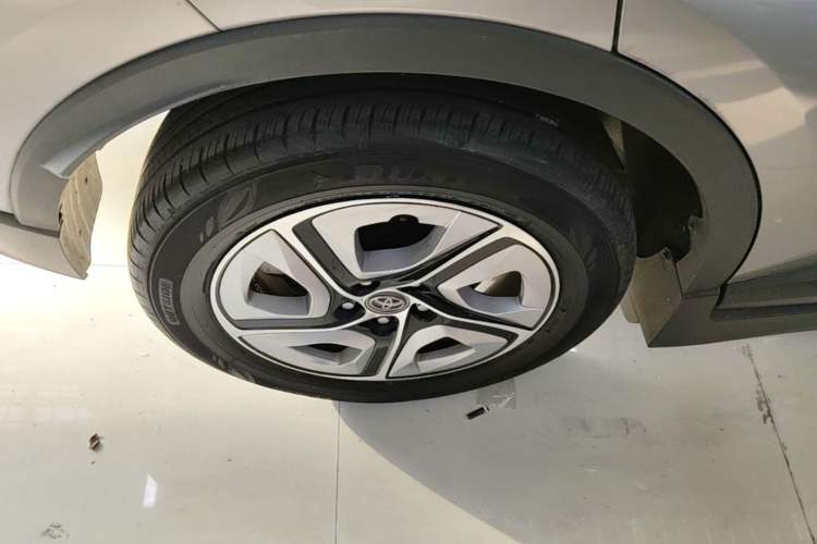 Used Toyota IZOA EV 2020 E·Smart Edition Right Rear Wheel Hub