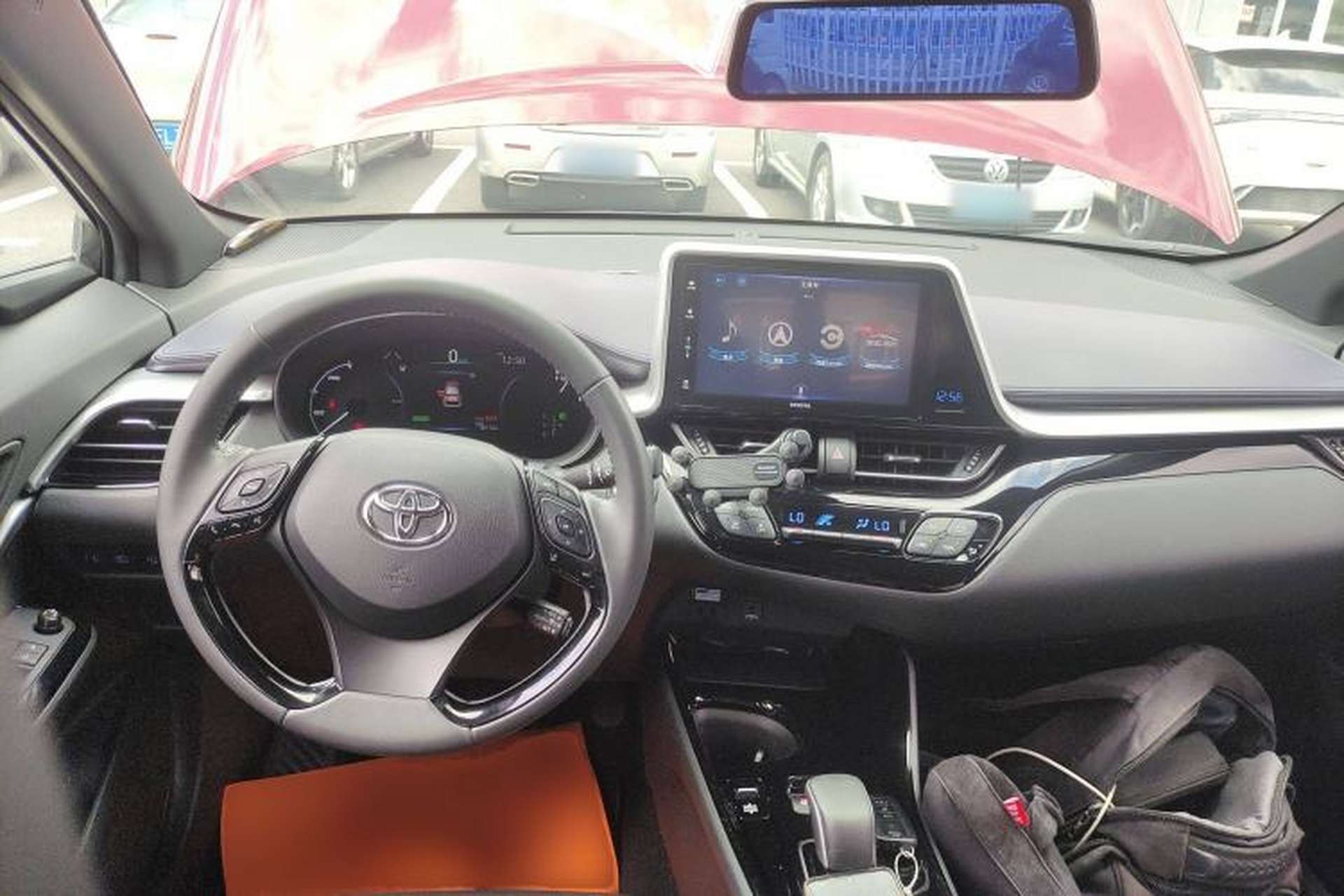 Used Toyota IZOA EV 2020 E·Smart Edition Center Console