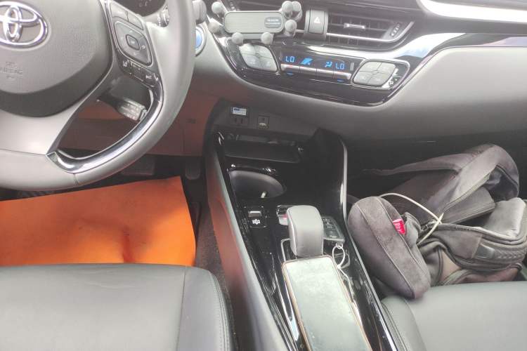 Used Toyota IZOA EV 2020 E·Smart Edition Gear Lever