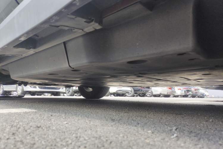 Used Toyota IZOA EV 2020 E·Smart Edition Left Side Sill