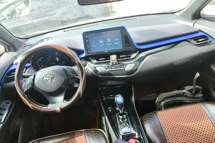 Used Toyota IZOA EV 2020 E·Smart Edition Center Console