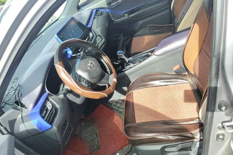 Used Toyota IZOA EV 2020 E·Smart Edition Left Front Seat