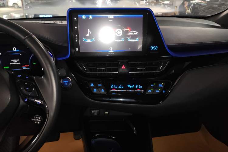 Used Toyota IZOA EV 2020 E·Smart Edition Audio And AC Panel