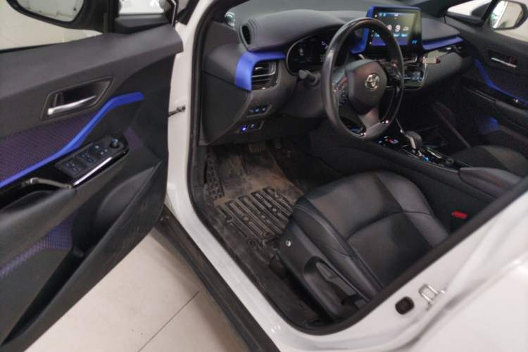 Used Toyota IZOA EV 2020 E·Smart Edition Driver Seat