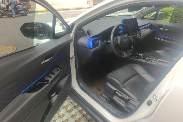 Used Toyota IZOA EV 2020 E·Smart Edition Driver Seat