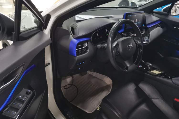 Used Toyota IZOA EV 2020 E·Smart Edition Driver Seat