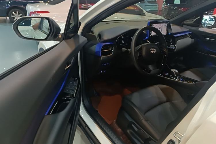 Used Toyota IZOA EV 2020 E·Smart Edition Driver Seat