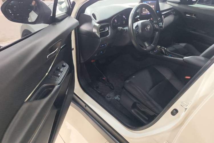 Used Toyota IZOA EV 2020 E·Smart Edition Driver Seat