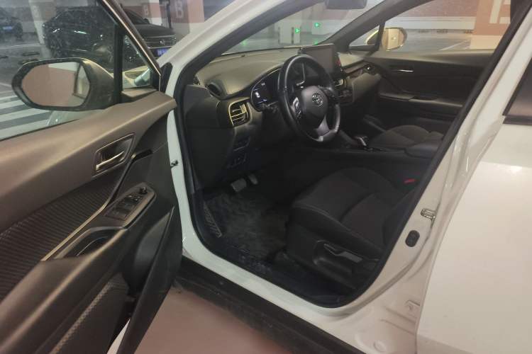 Used Toyota IZOA EV 2020 E·Smart Edition Driver Seat