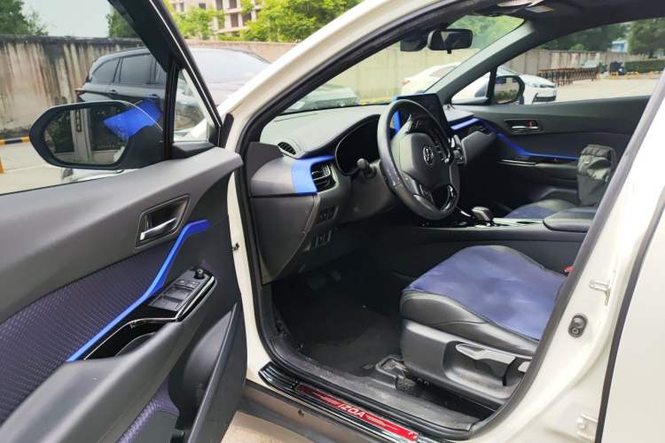 Used Toyota IZOA EV 2020 E·Smart Edition Driver Seat
