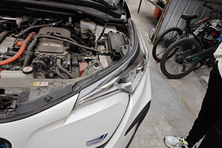 Used Toyota IZOA EV 2020 E·Smart Edition Engine Bay Left