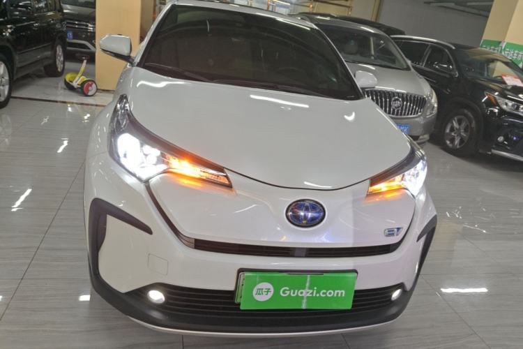 Used Toyota IZOA EV 2020 E·Smart Edition Front