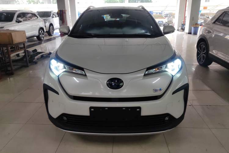 Used Toyota IZOA EV 2020 E·Smart Edition Front
