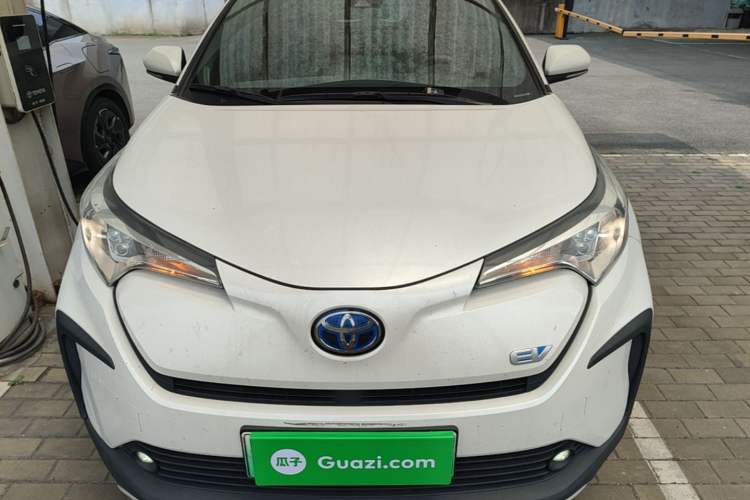 Used Toyota IZOA EV 2020 E·Smart Edition Front