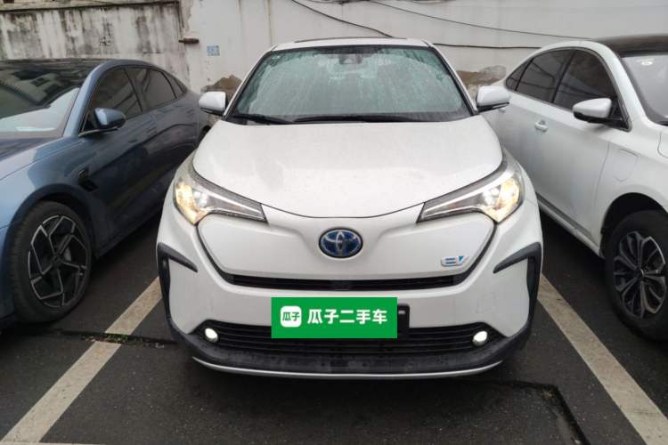 Used Toyota IZOA EV 2020 E·Smart Edition Front
