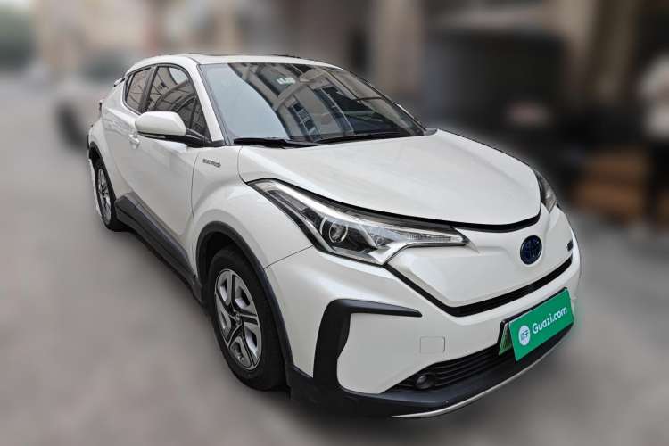 Used Toyota IZOA EV 2020 E·Smart Edition Front Right 45 Deg