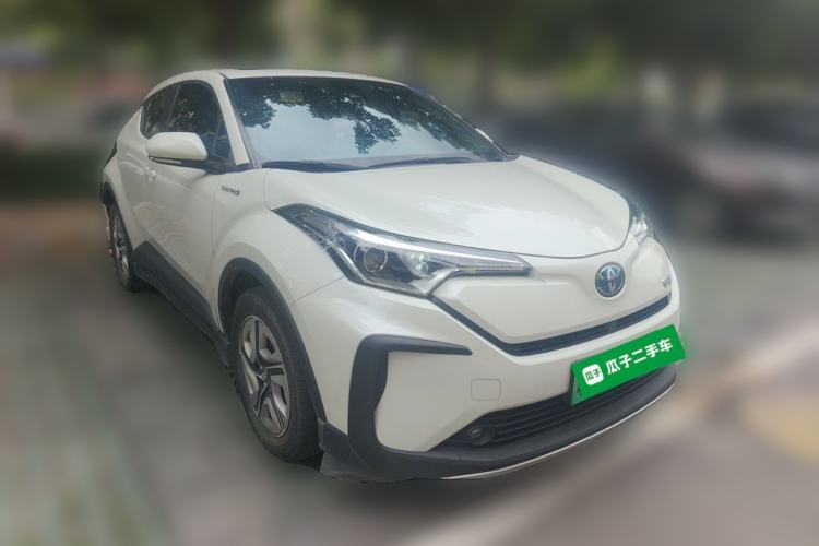 Used Toyota IZOA EV 2020 E·Smart Edition Front Right 45 Deg