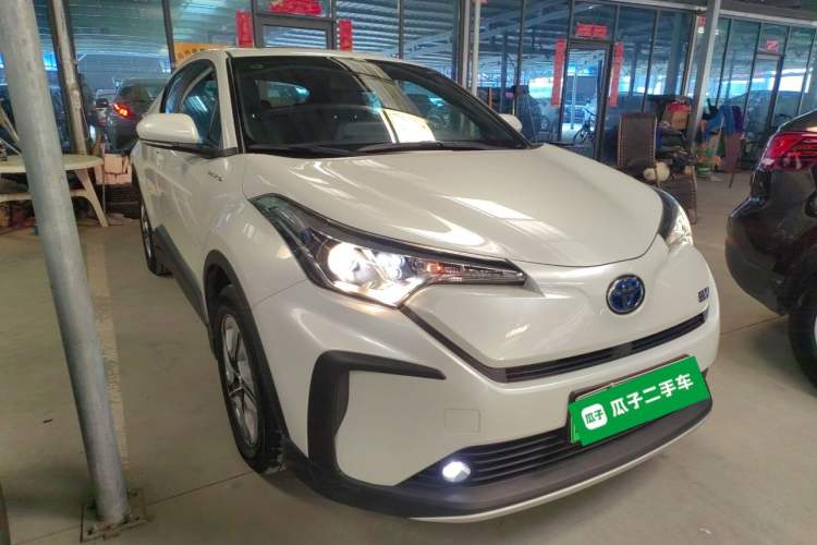 Used Toyota IZOA EV 2020 E·Smart Edition Front Right 45 Deg