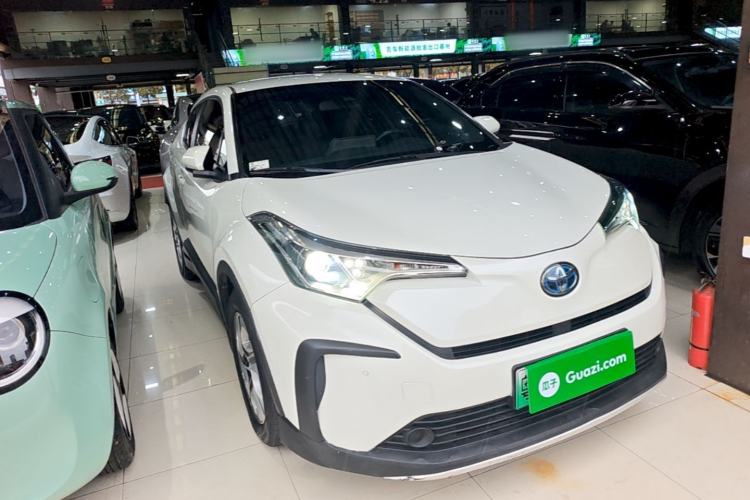 Used Toyota IZOA EV 2020 E·Smart Edition Front Right 45 Deg