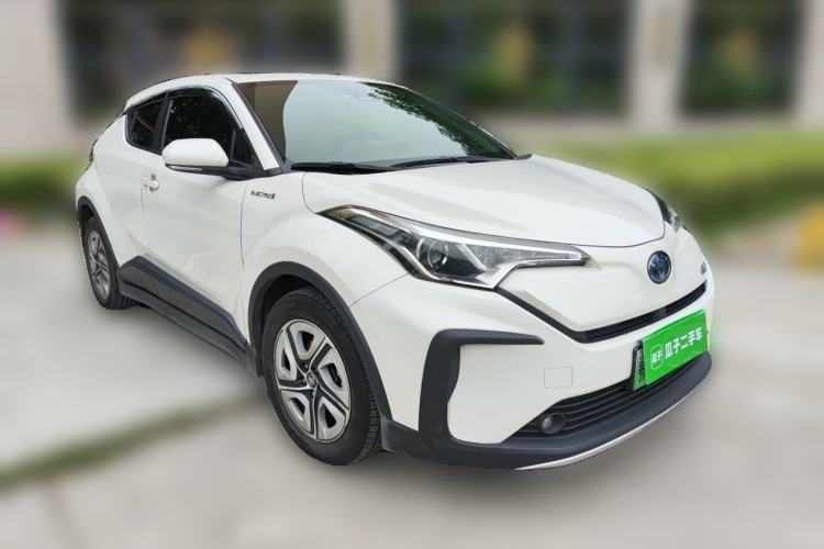 Used Toyota IZOA EV 2020 E·Smart Edition Front Right 45 Deg