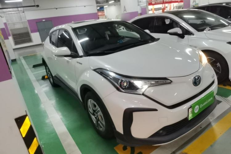 Used Toyota IZOA EV 2020 E·Smart Edition Front Right 45 Deg