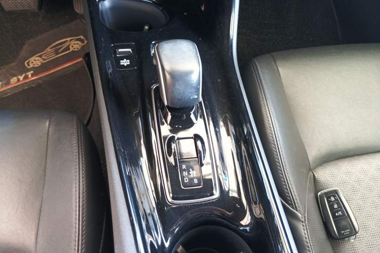 Used Toyota IZOA EV 2020 E·Smart Edition Gear Lever