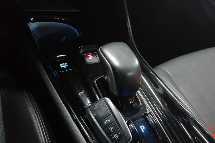 Used Toyota IZOA EV 2020 E·Smart Edition Gear Lever