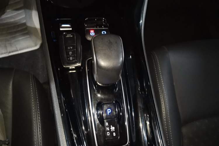 Used Toyota IZOA EV 2020 E·Smart Edition Gear Lever