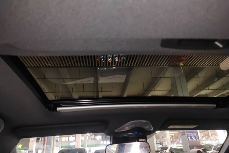 Used Toyota IZOA EV 2020 E·Smart Edition Headliner