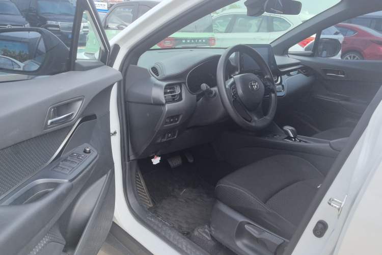 Used Toyota IZOA EV 2020 E·Smart Edition Interior 2