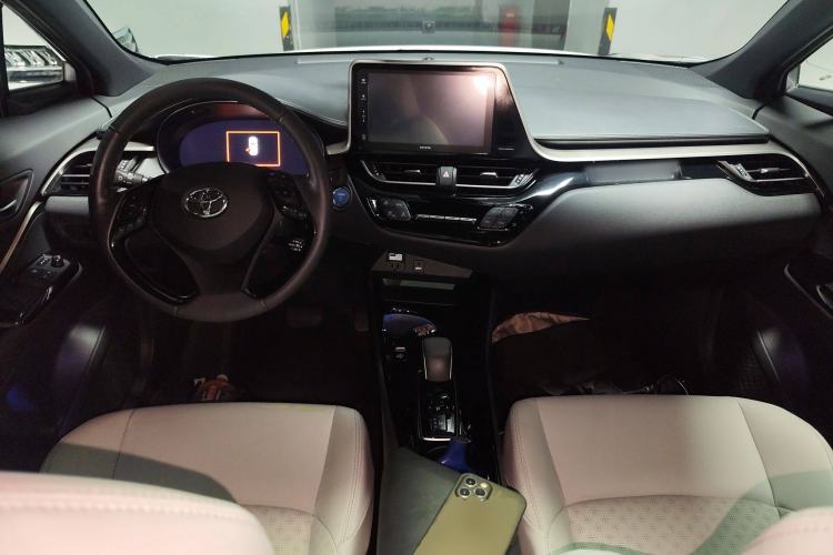 Used Toyota IZOA EV 2020 E·Elite Edition Interior 2