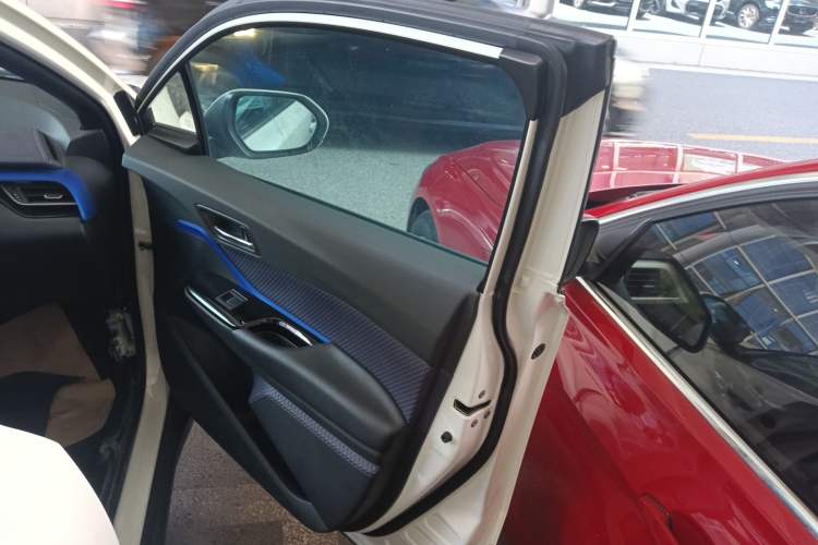 Used Toyota IZOA EV 2020 E·Smart Edition Interior 5