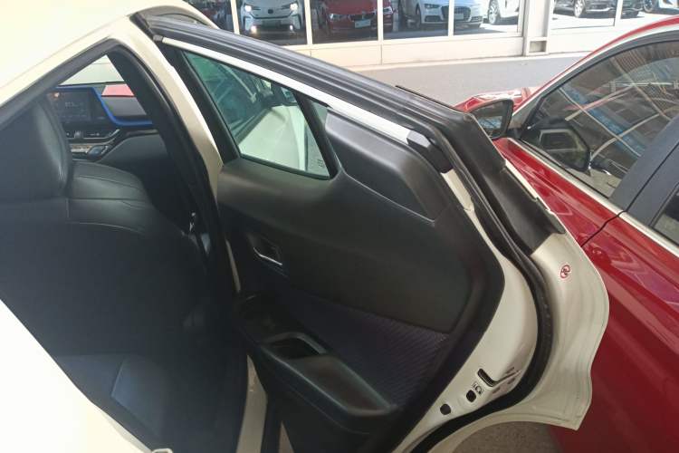 Used Toyota IZOA EV 2020 E·Smart Edition Interior 6