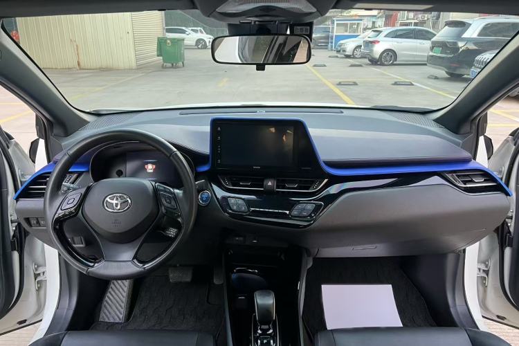 Used Toyota IZOA EV 2020 E·Smart Edition Interior 7
