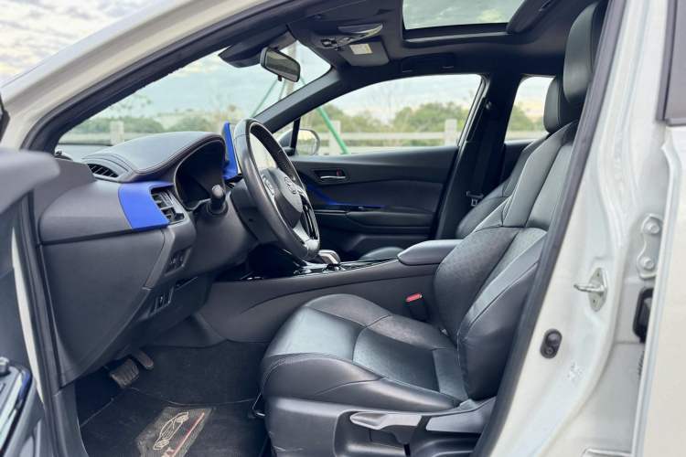 Used Toyota IZOA EV 2020 E·Smart Edition Interior 8