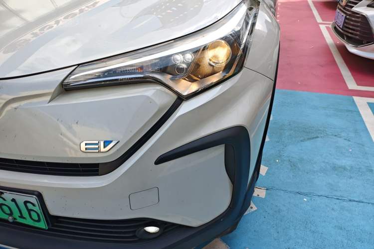 Used Toyota IZOA EV 2020 E·Smart Edition Left Front Headlight