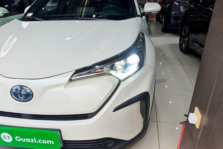 Used Toyota IZOA EV 2020 E·Smart Edition Left Front Headlight