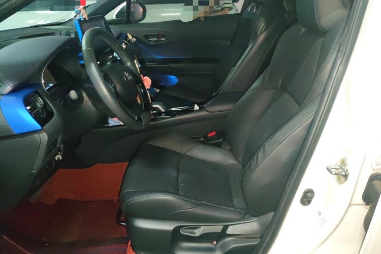 Used Toyota IZOA EV 2020 E·Smart Edition Left Front Seat