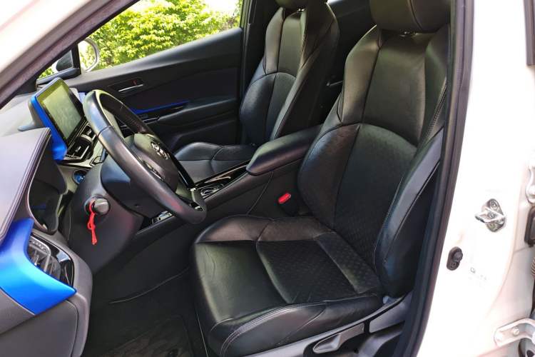 Used Toyota IZOA EV 2020 E·Smart Edition Left Front Seat