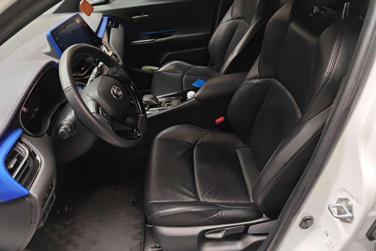Used Toyota IZOA EV 2020 E·Smart Edition Left Front Seat
