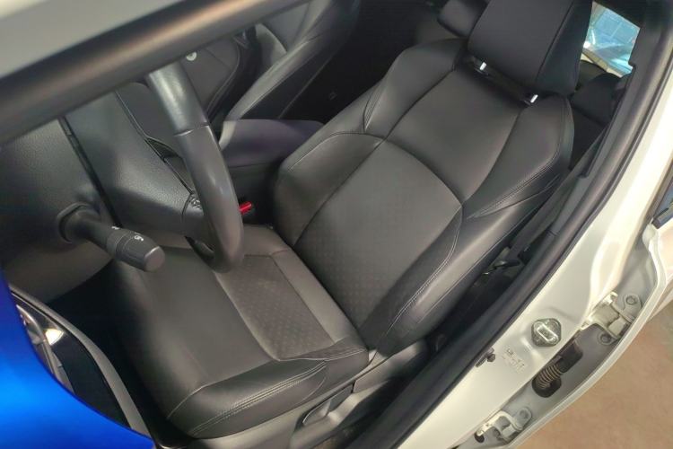 Used Toyota IZOA EV 2020 E·Smart Edition Left Front Seat