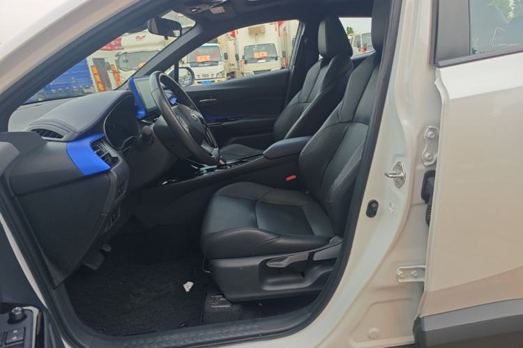 Used Toyota IZOA EV 2020 E·Elite Edition Left Front Seat