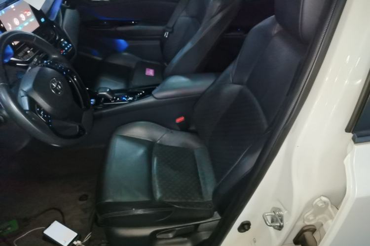 Used Toyota IZOA EV 2020 E·Smart Edition Left Front Seat