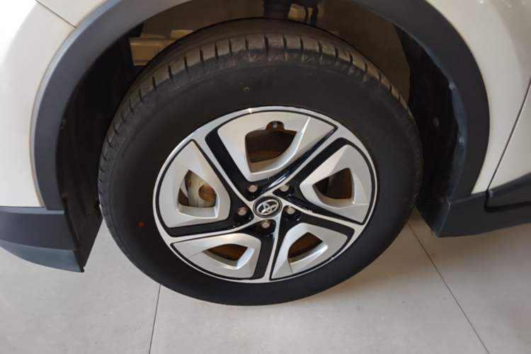 Used Toyota IZOA EV 2020 E·Smart Edition Left Front Wheel Hub