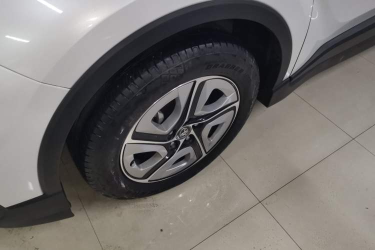 Used Toyota IZOA EV 2020 E·Smart Edition Left Front Wheel Hub
